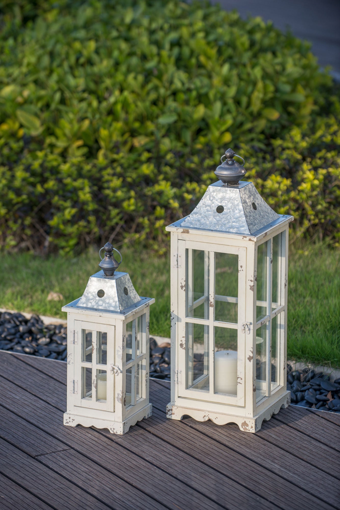 Hurricane Lantern Holder