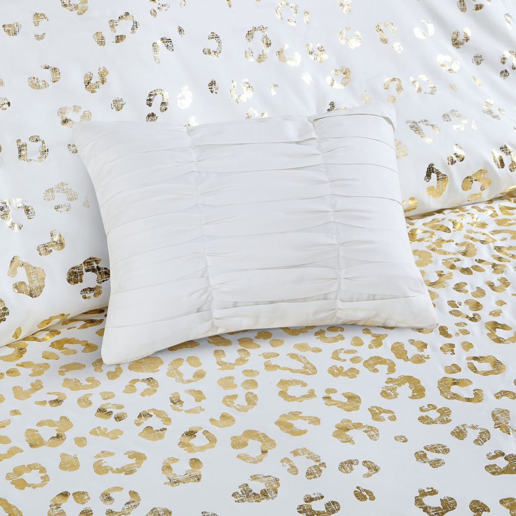 Metallic Animal Printed Comforter Set