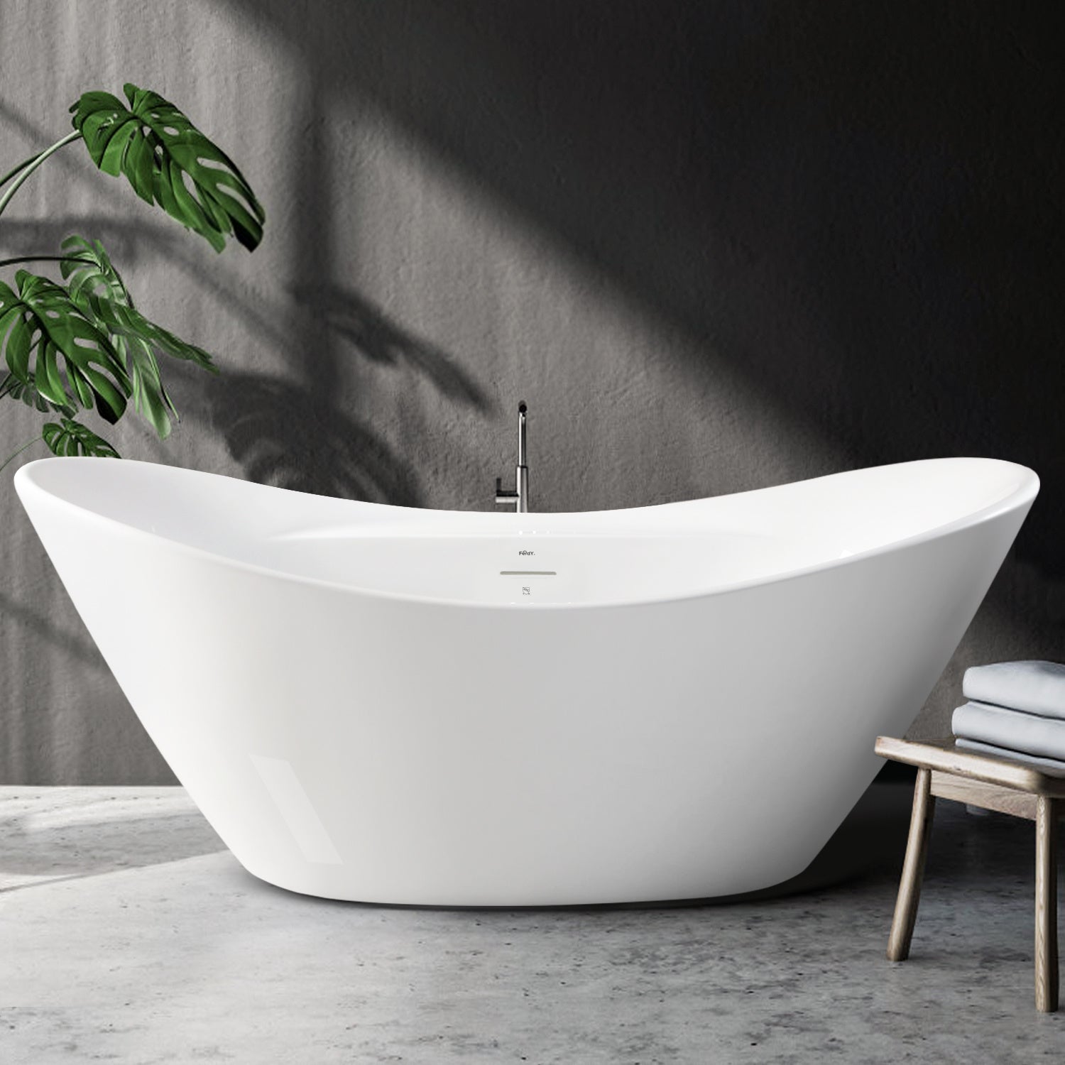 FerdY Bathtub - 02503 - Divine Heart L.A.